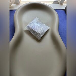 Keekaroo Peanut Changer Vanilla (Beige)